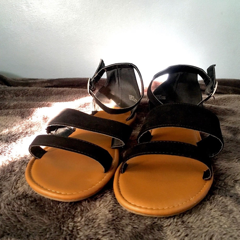 Forever 21 Black Suede Sandals with Ankle Strap/ 9